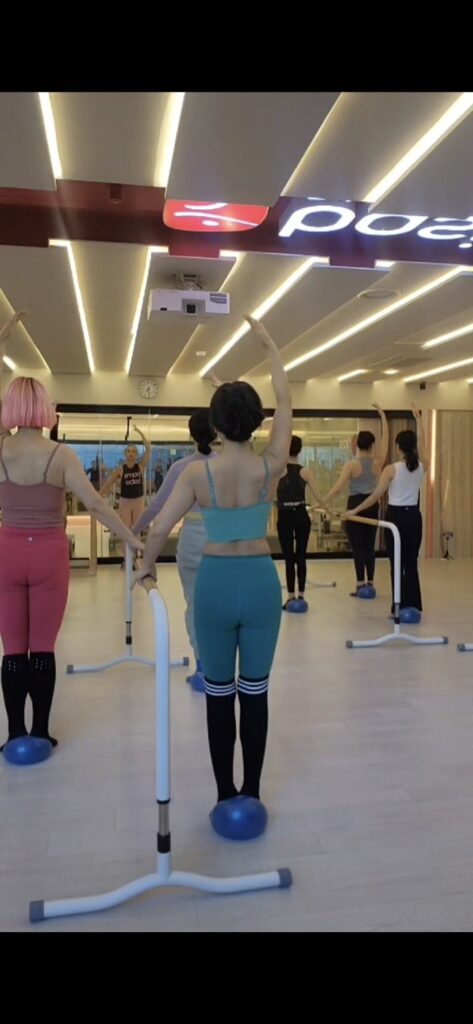 "우아하게 지방 태운다"… 2030 사로잡은 다이어트 신흥 강자 '바레(Barre) 4