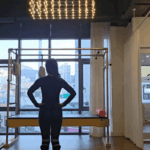 [헬스&라이프] 운동만큼 중요한 ‘회복의 기술’… 폼롤러 vs 리커버링 200% 활용법